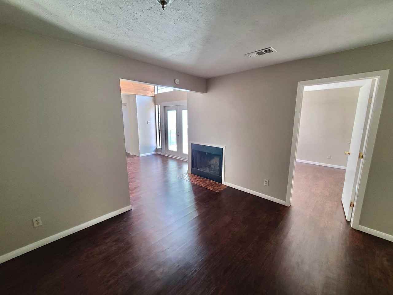 1713 Utah Ave - Photo 4 of 10