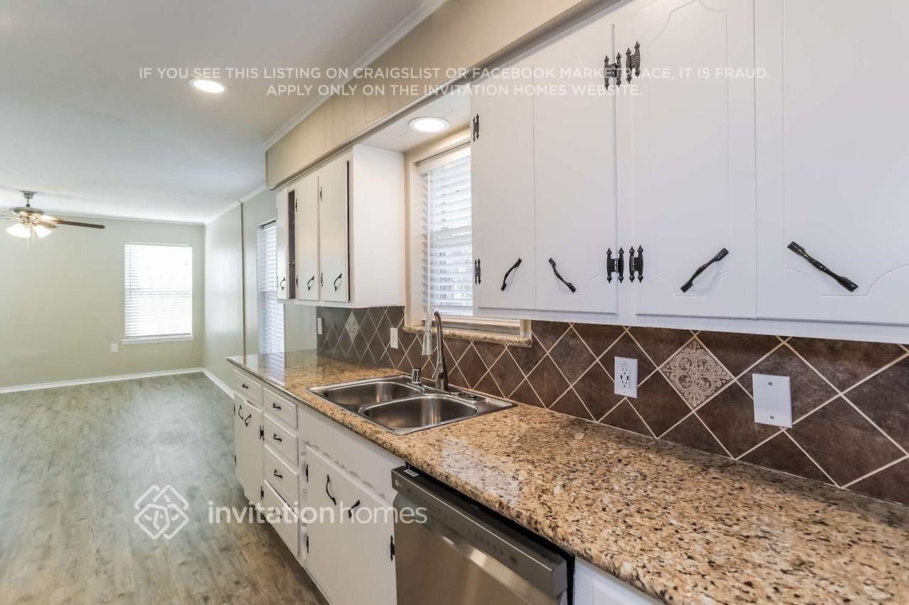 506 Ridgeview Dr - Photo 5 of 16