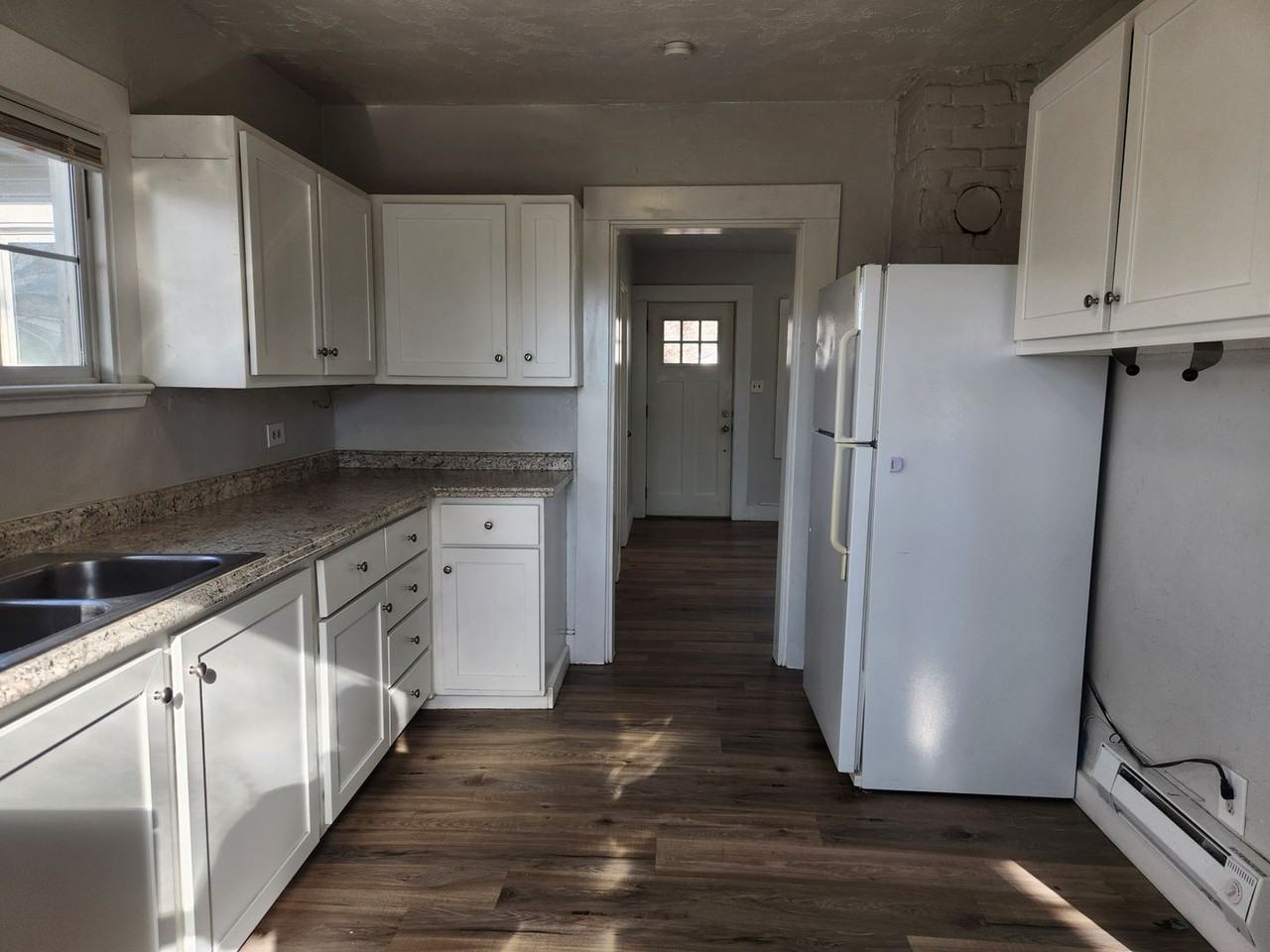 118 E 1st St - Photo 3 of 14