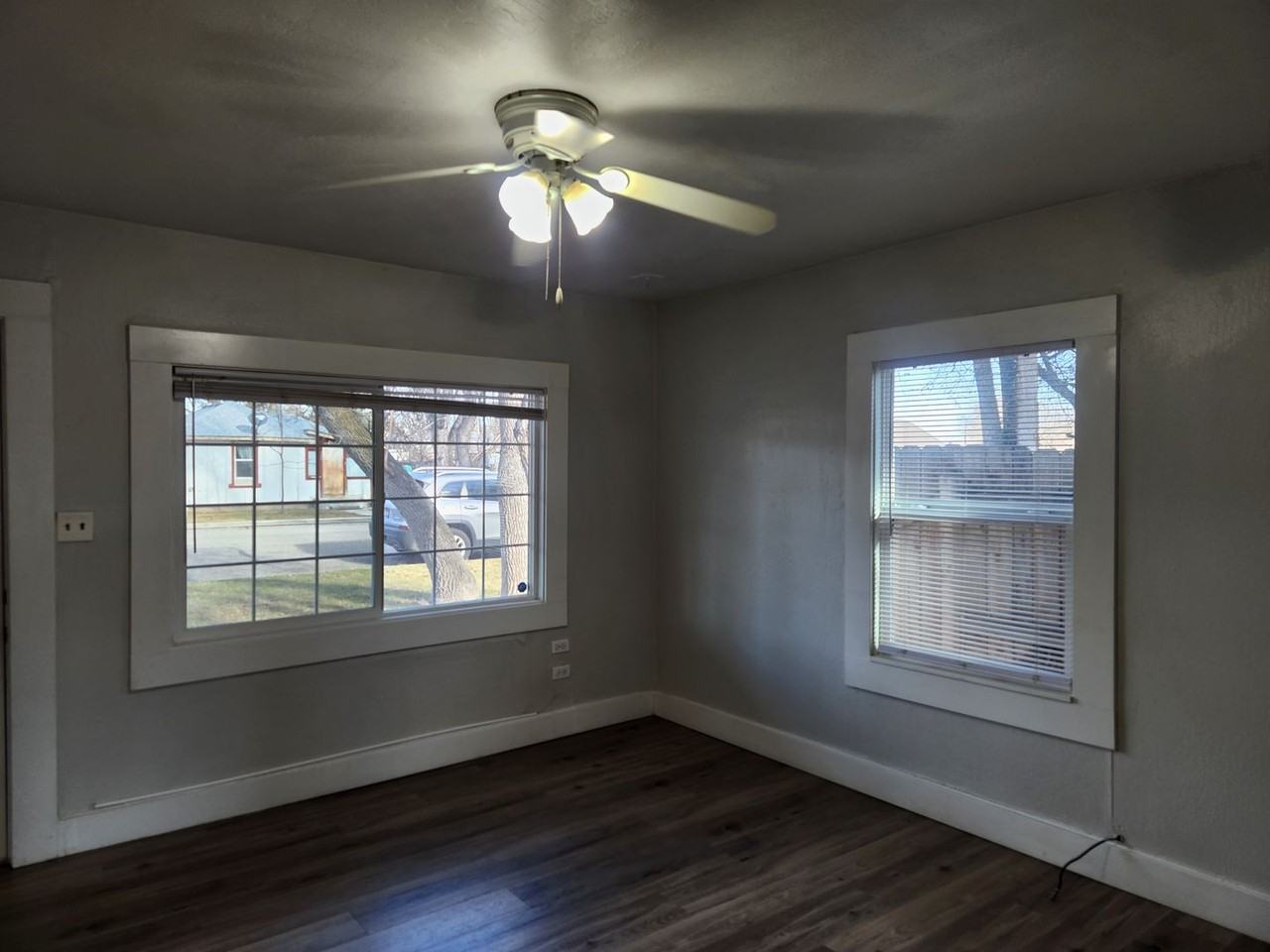 118 E 1st St - Photo 7 of 14