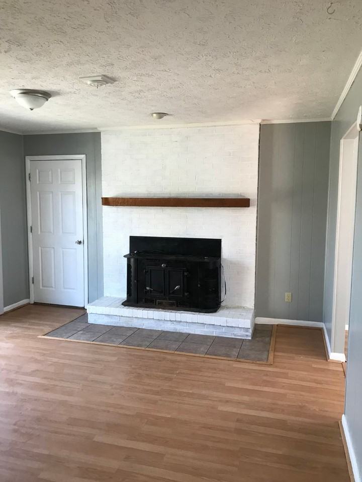 1345 Canonero Dr - Photo 6 of 11