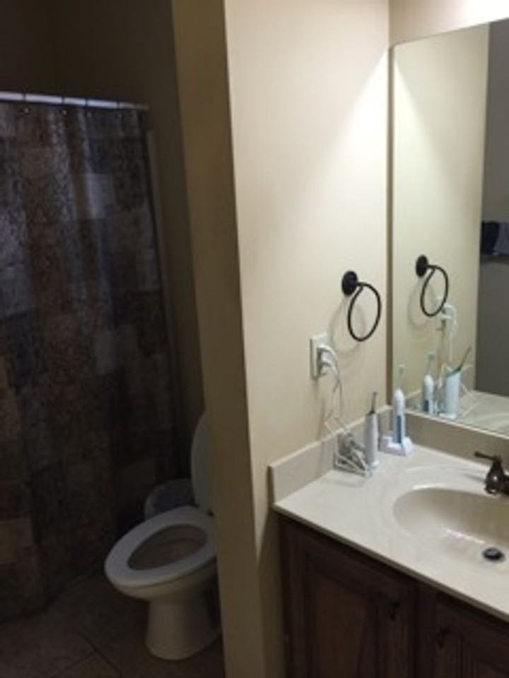 1086 Runningvine Ln - Photo 6 of 16