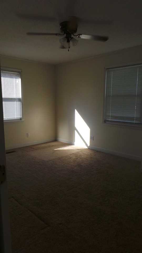 624 N Charles St - Photo 7 of 9