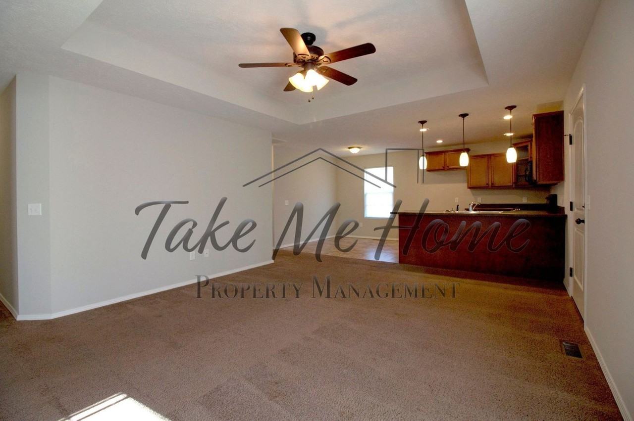 2500 W Chris Ct - Photo 3 of 15