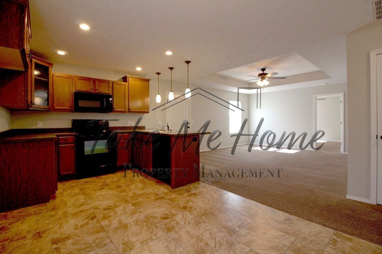 2500 W Chris Ct - Photo 4 of 15