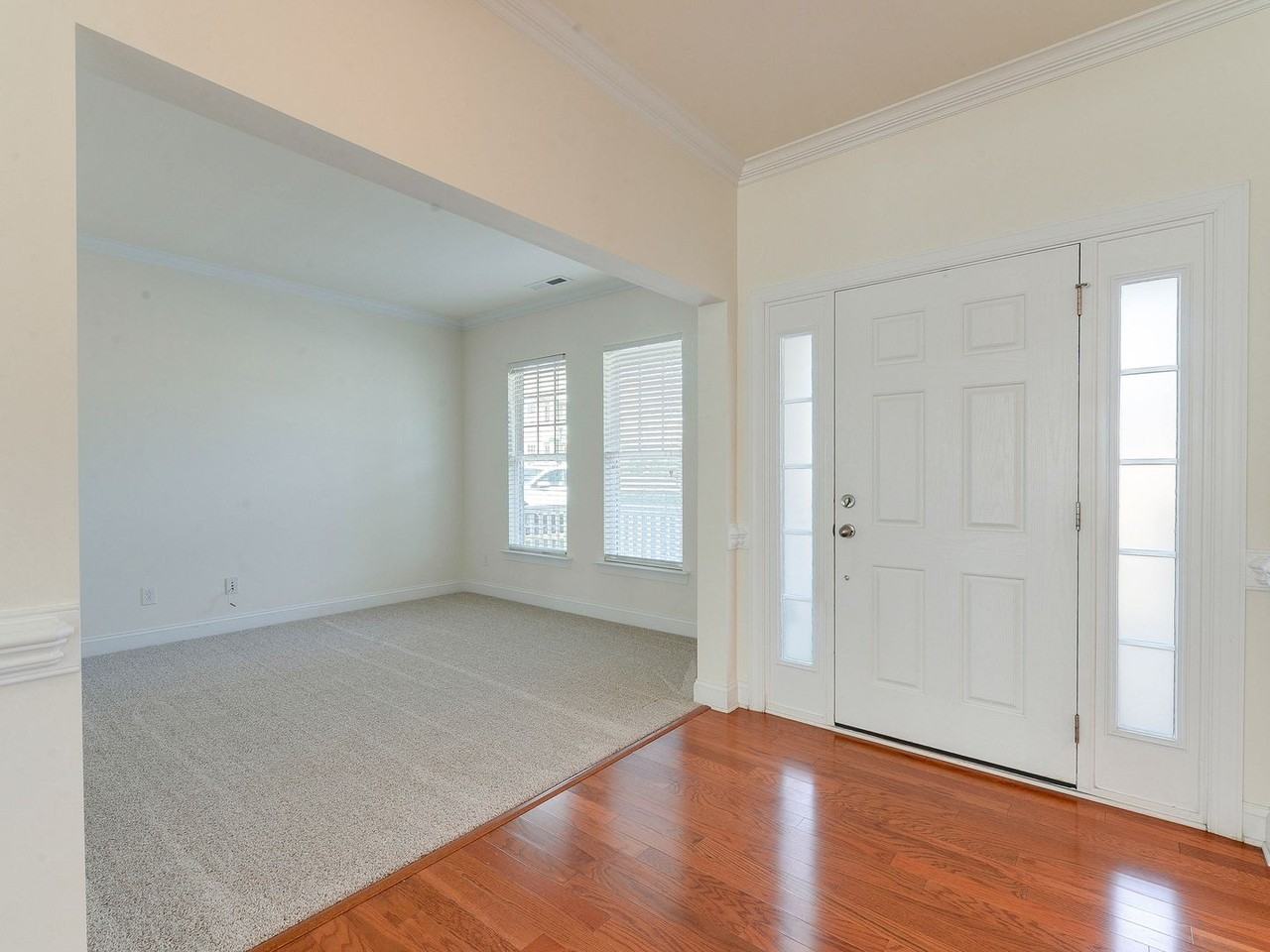 12926 Union Square Dr - Photo 3 of 50