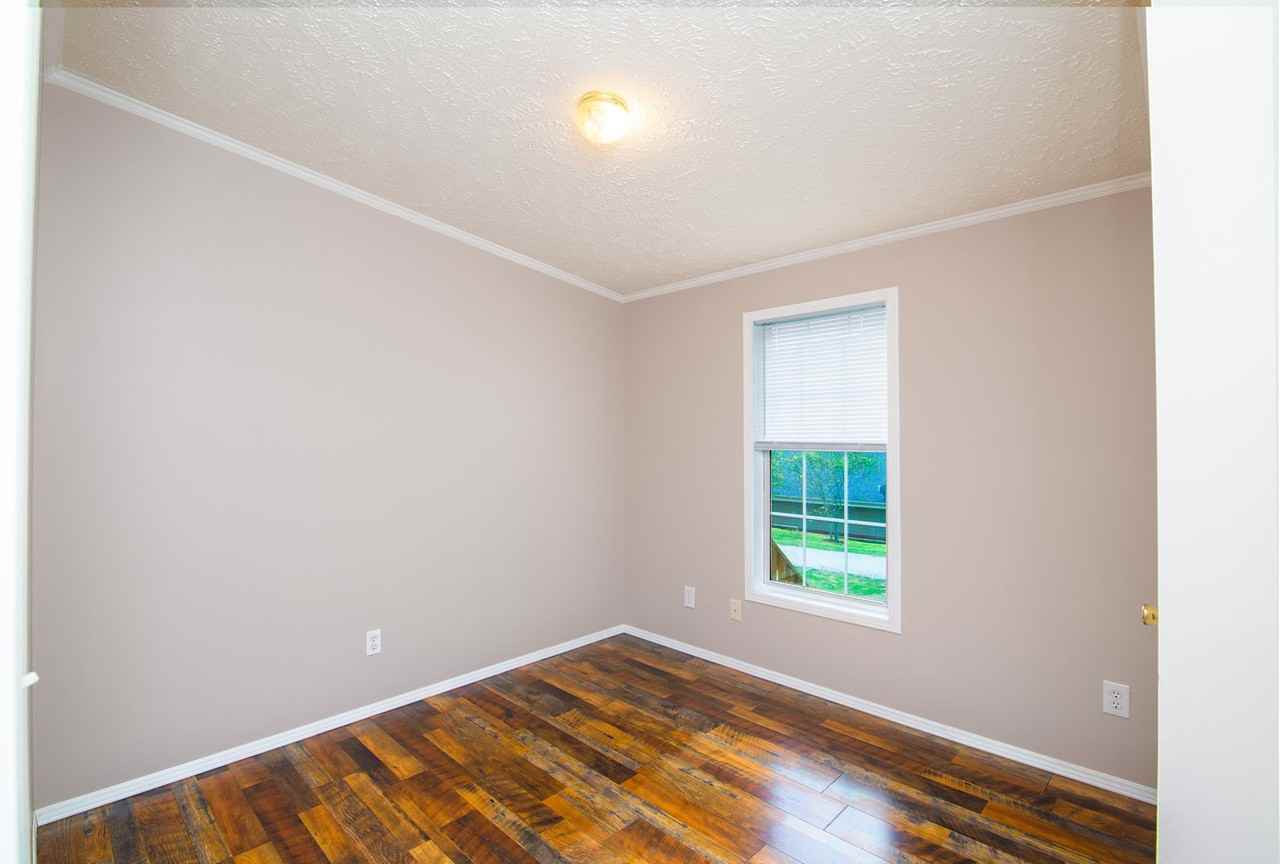55 Crestview Hts - Photo 7 of 19