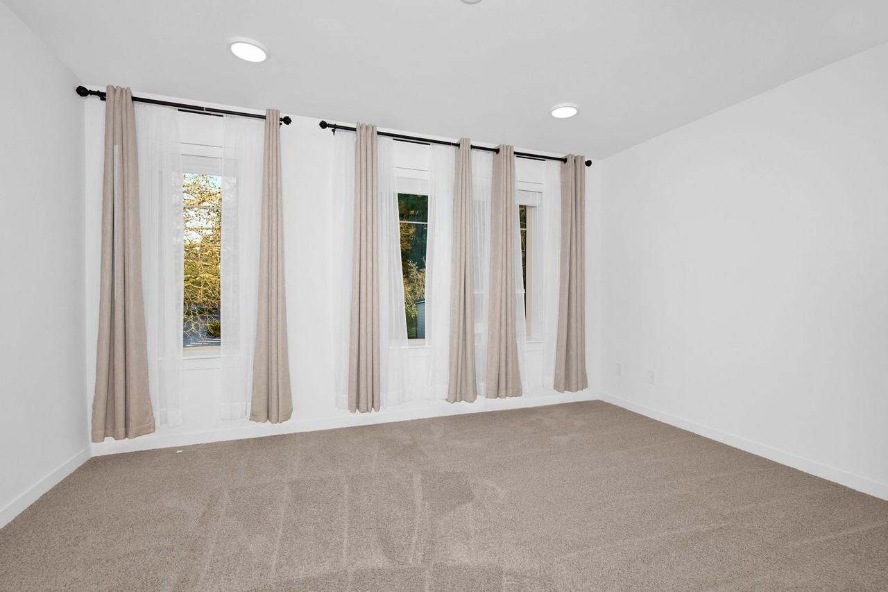 1488 159th Pl Ne - Photo 6 of 16