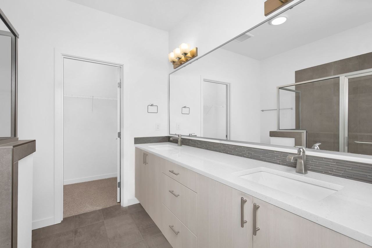 1488 159th Pl Ne - Photo 7 of 16