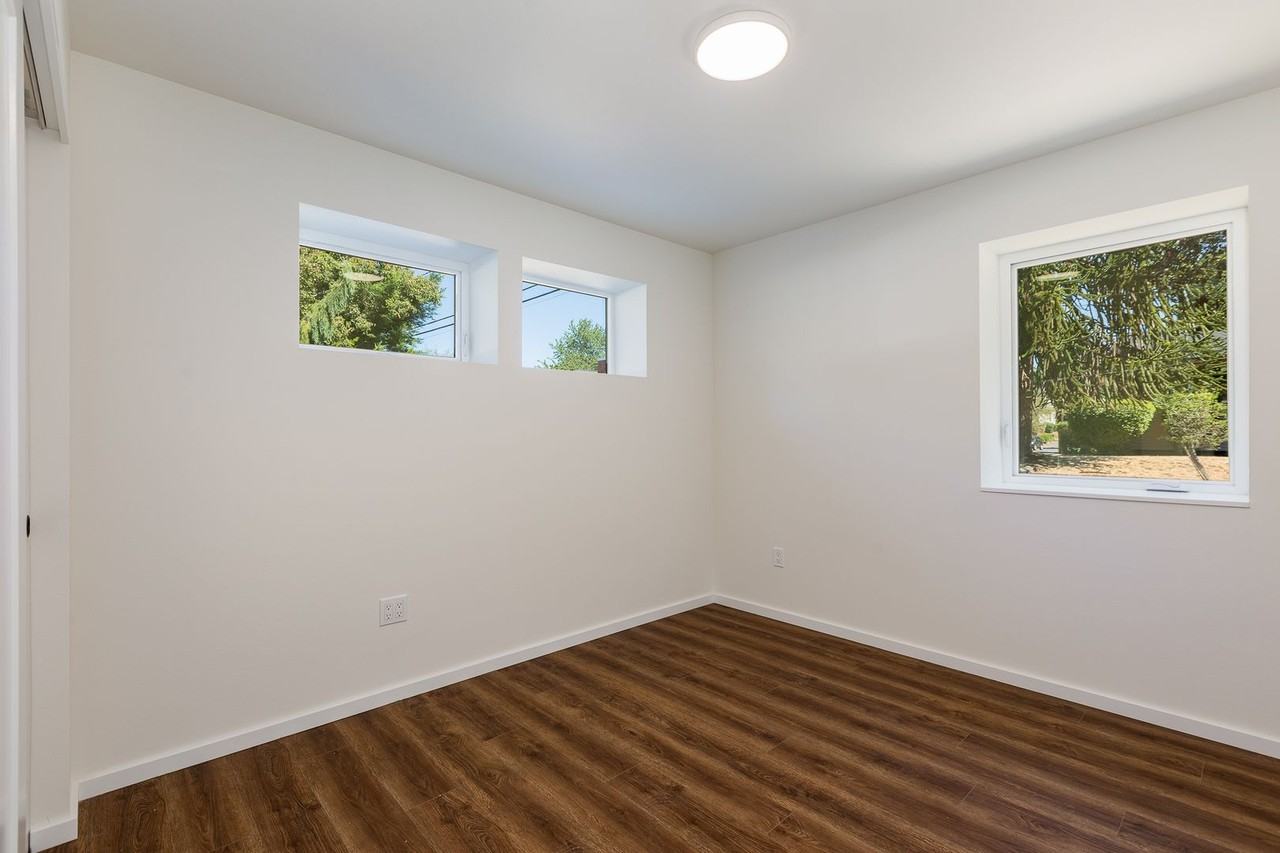 2515 E Fir St - Photo 4 of 8