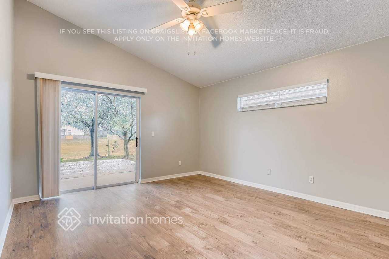 219 Chestnut Creek Dr - Photo 5 of 12