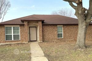 featured image of 611 Hanover Dr