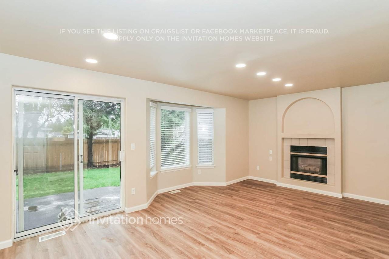 12318 Se 315th Pl - Photo 4 of 18