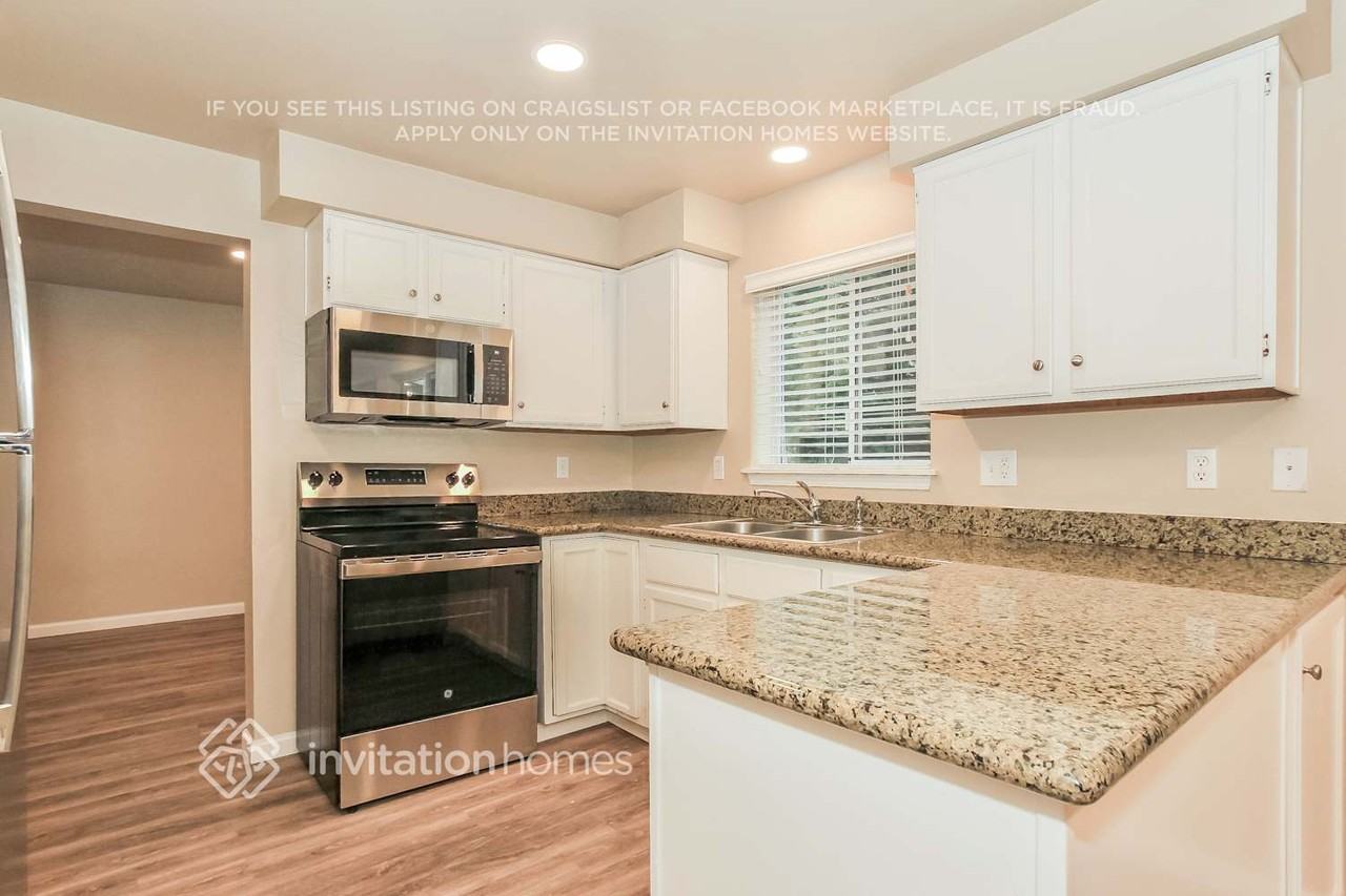 12318 Se 315th Pl - Photo 7 of 18