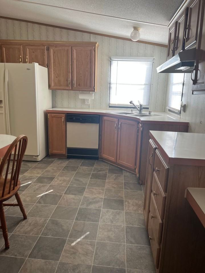 511 Yost Rd - Photo 3 of 16