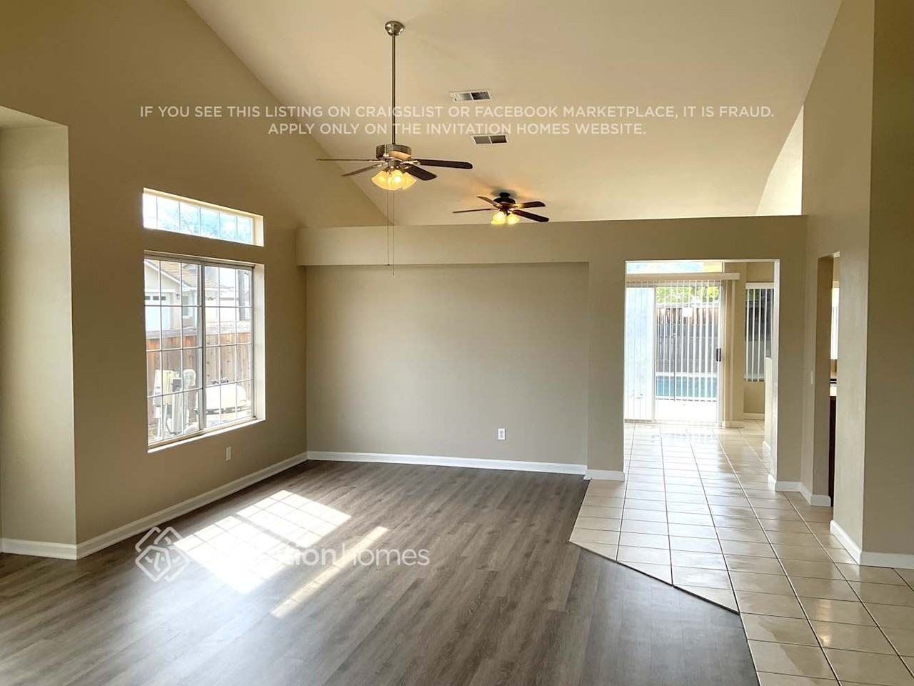 24419 Chaps Cir - Photo 3 of 17