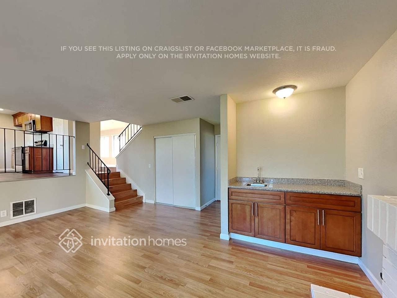 437 Royal Oaks Dr - Photo 6 of 27