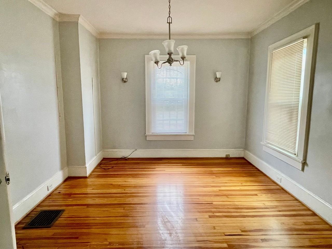 1714 Oaklawn Ave - Photo 6 of 14