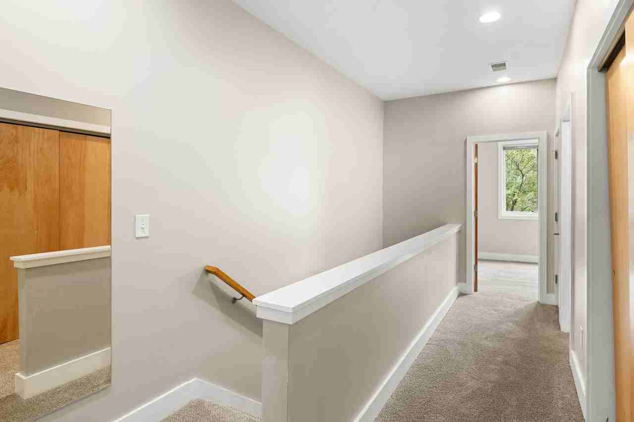 4475 Rainbow Blvd - Photo 6 of 17