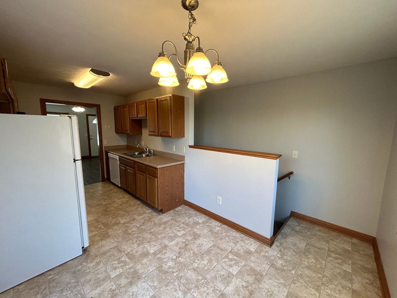 7354 Mercy Ln - Photo 6 of 23