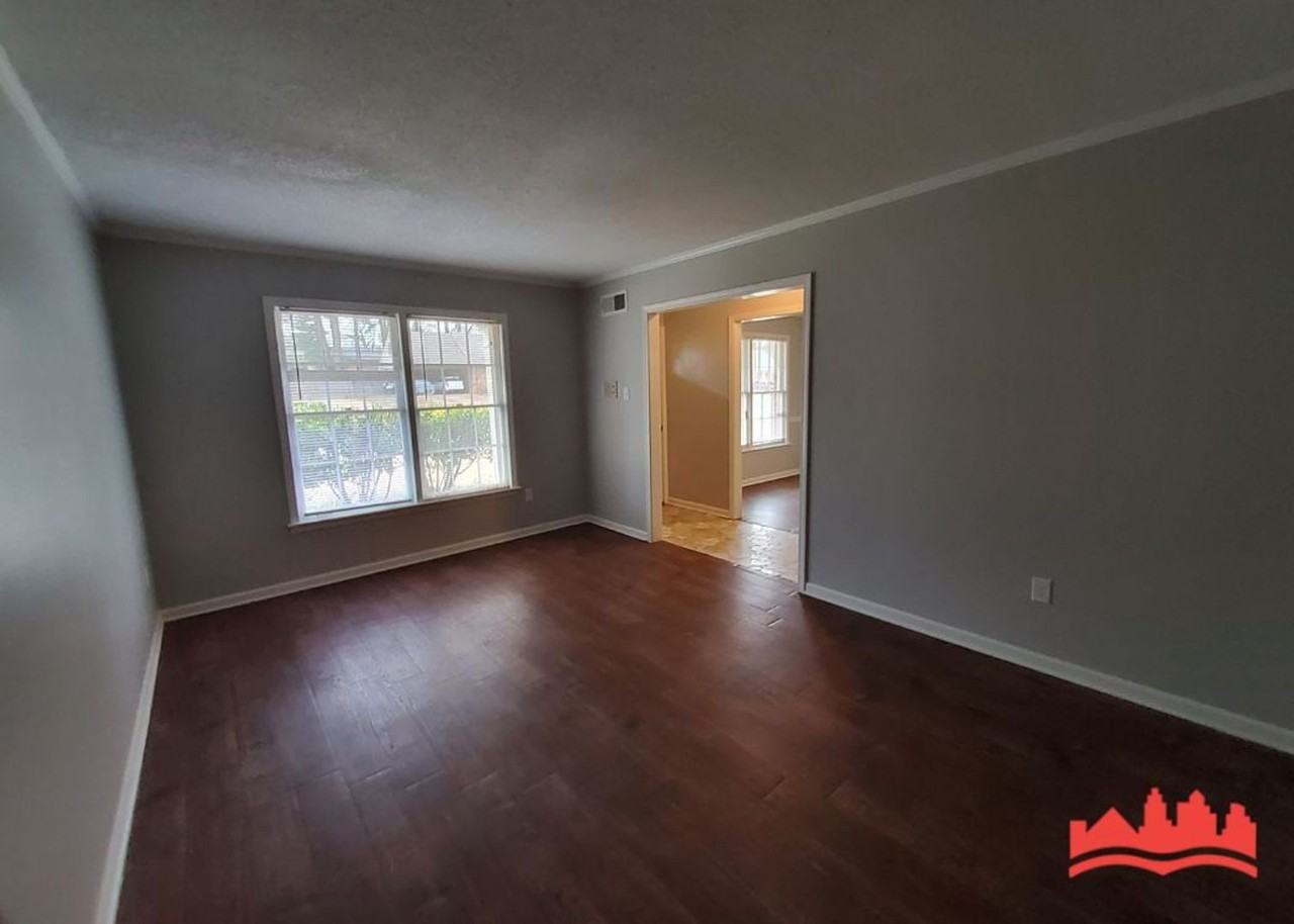 5737 Scottsdale Ave - Photo 5 of 30