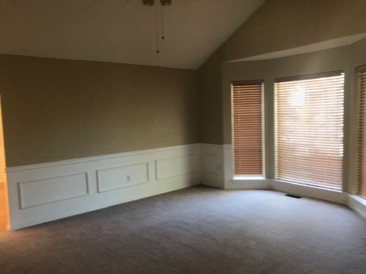 7321 W Kendick Ave - Photo 3 of 35