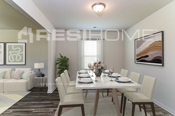 745 Ali St - Photo 4 of 18