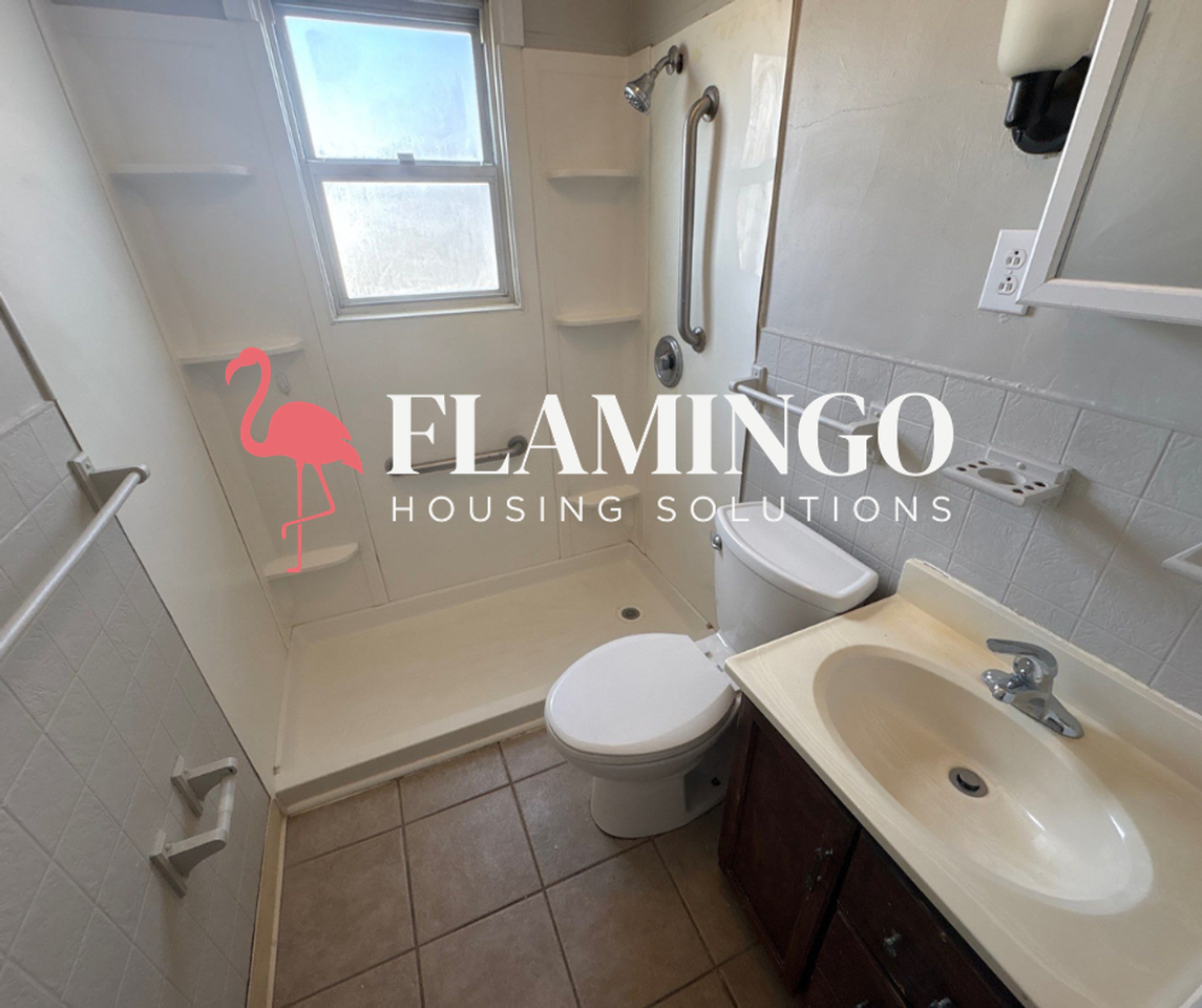 4637 Sylvan Dr - Photo 4 of 12