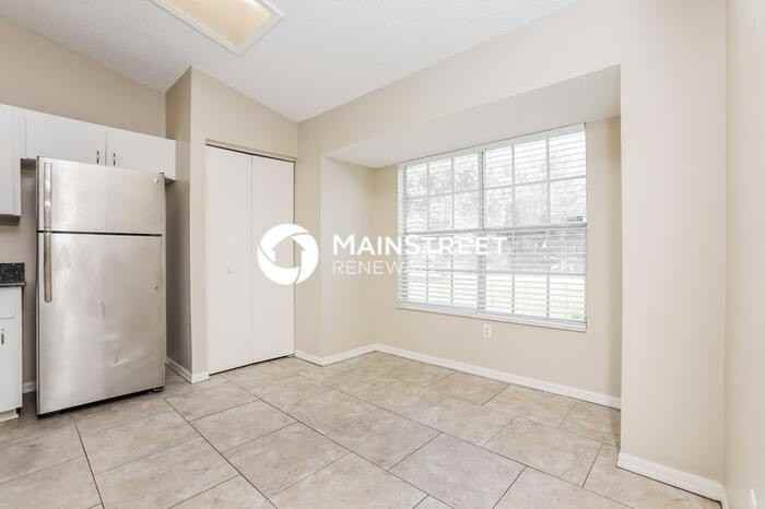 12510 Fade Dr - Photo 4 of 16