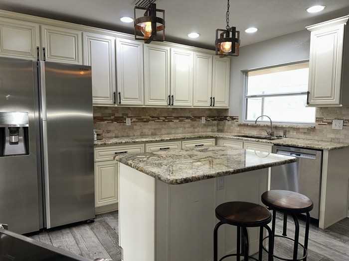 4707 Ranchway Ct - Photo 3 of 35