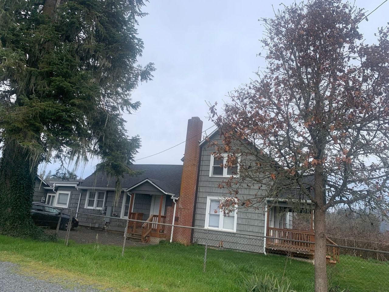 85004 Cloverdale Rd - Photo 2 of 21