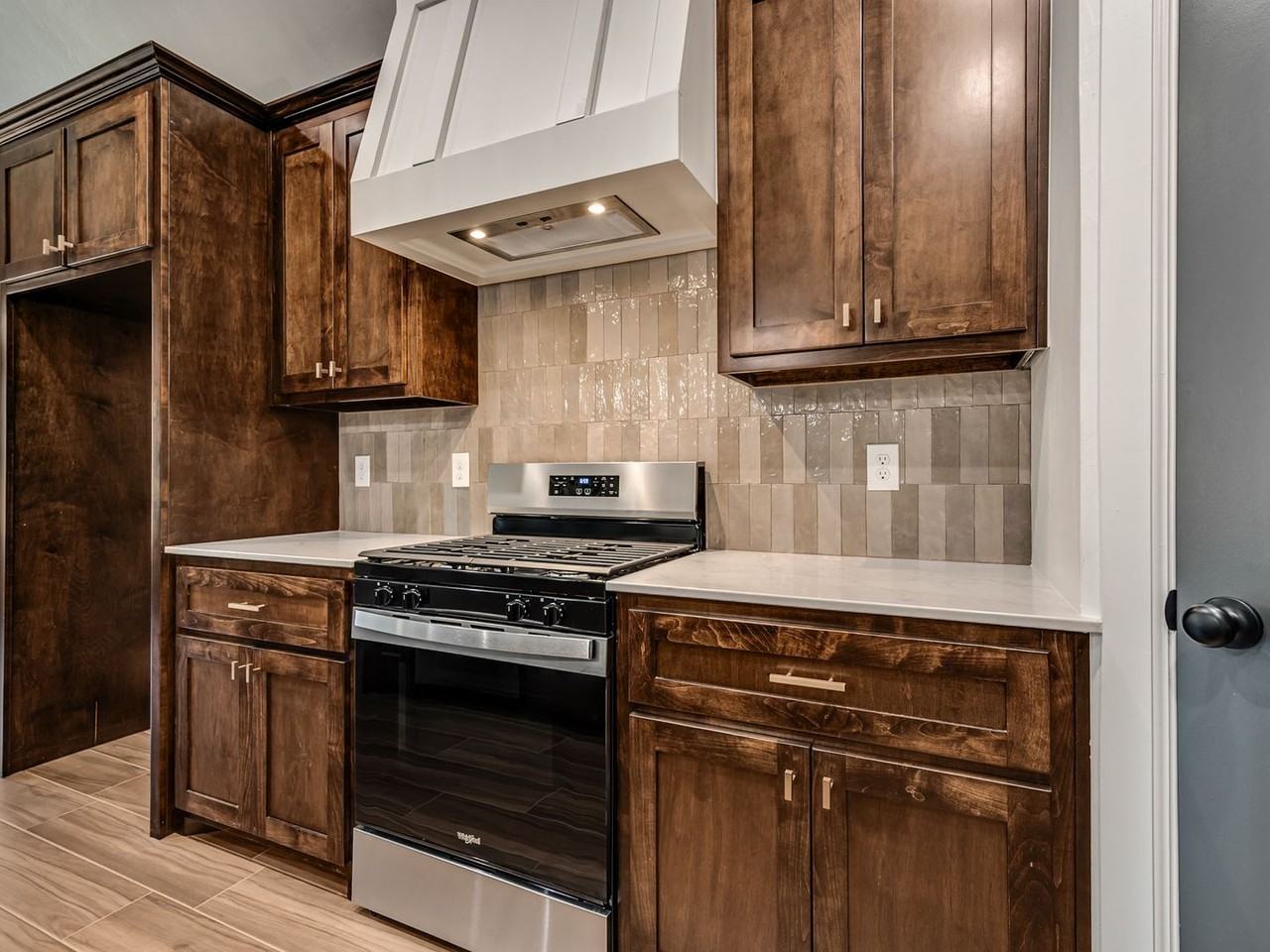 807 Azalea Farms Rd - Photo 5 of 36