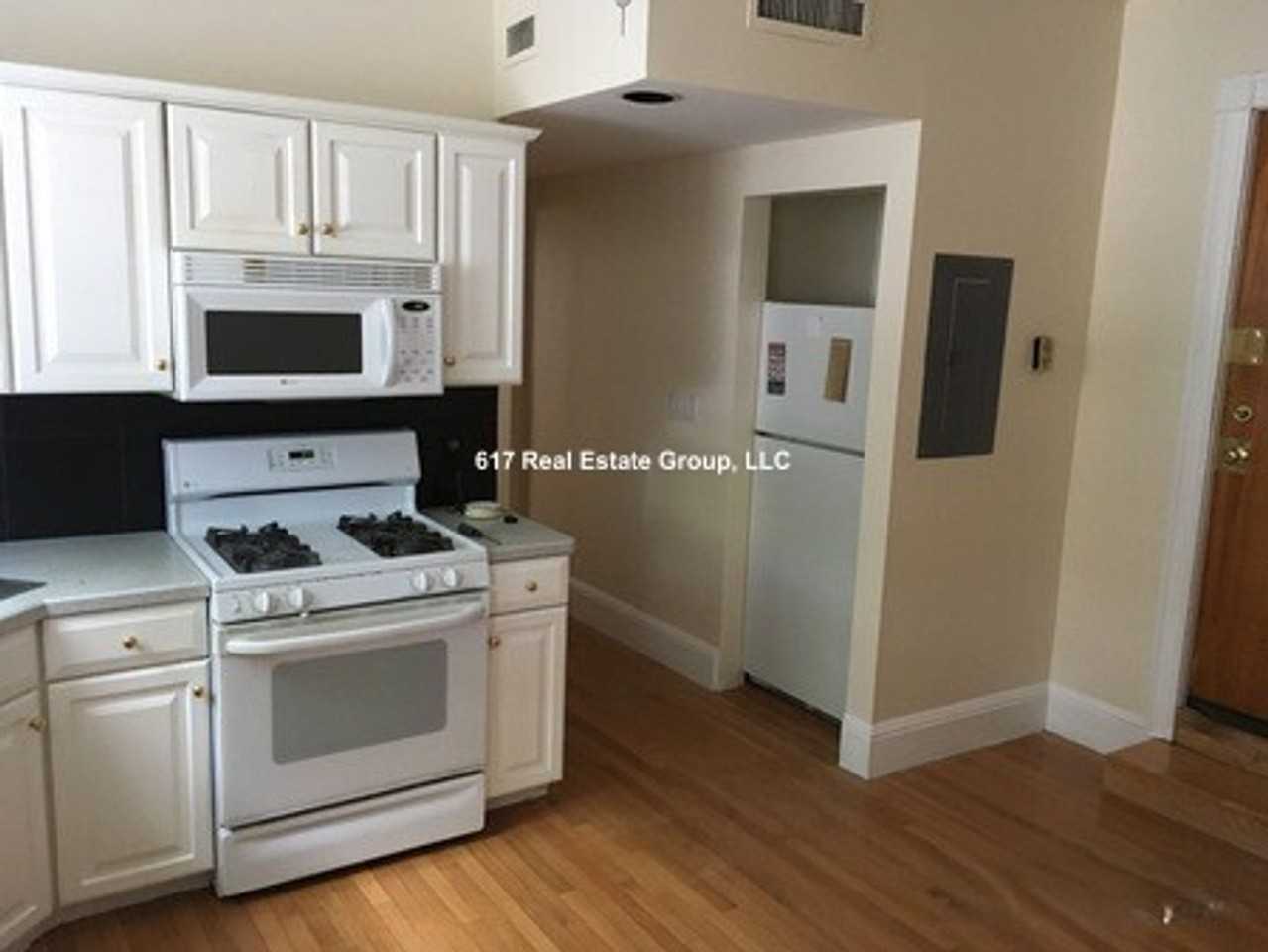 12 Dean Rd - Photo 4 of 4