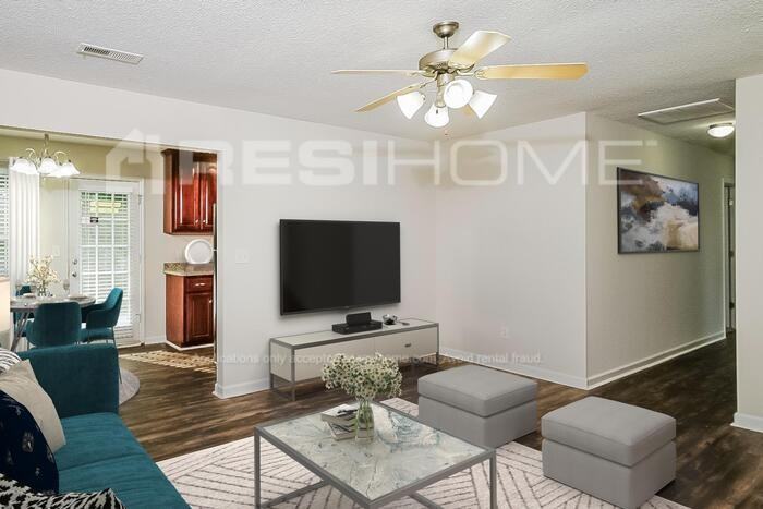 133 Ann Bradley Dr - Photo 5 of 16