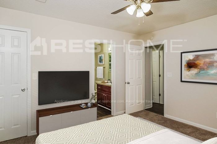 133 Ann Bradley Dr - Photo 7 of 16