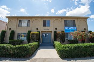 11434 Calvert St - Photo 1 of 1