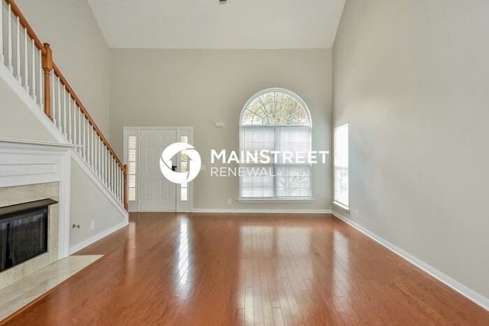 2316 Broadview Dr - Photo 5 of 17