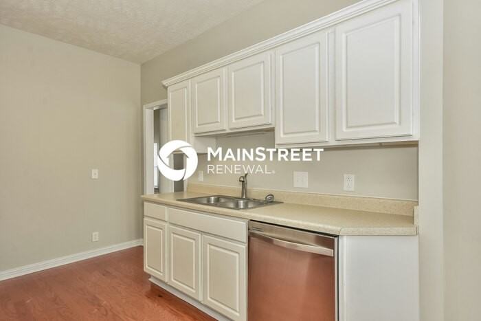 2316 Broadview Dr - Photo 7 of 17