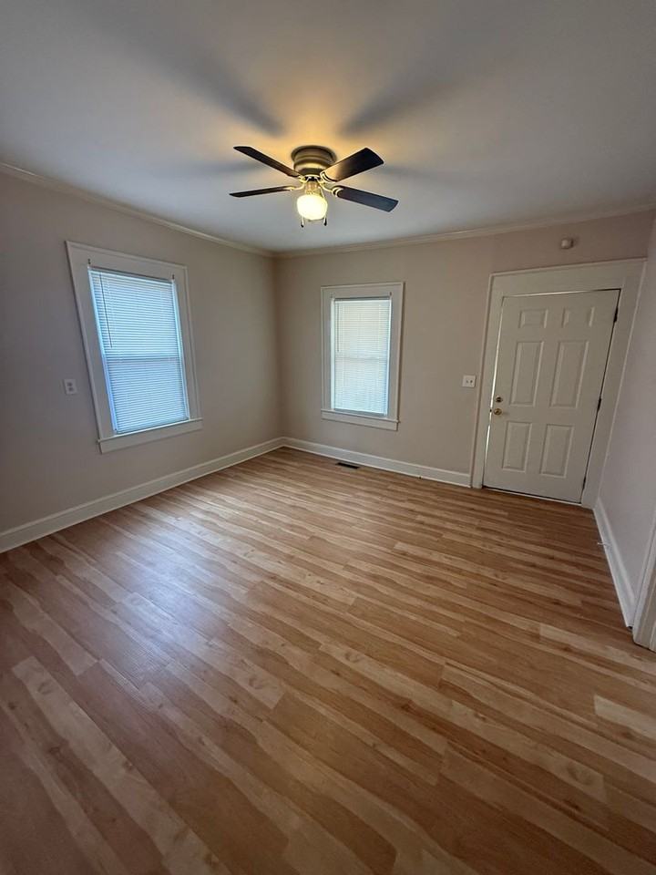 1314 Uwharrie St - Photo 2 of 7