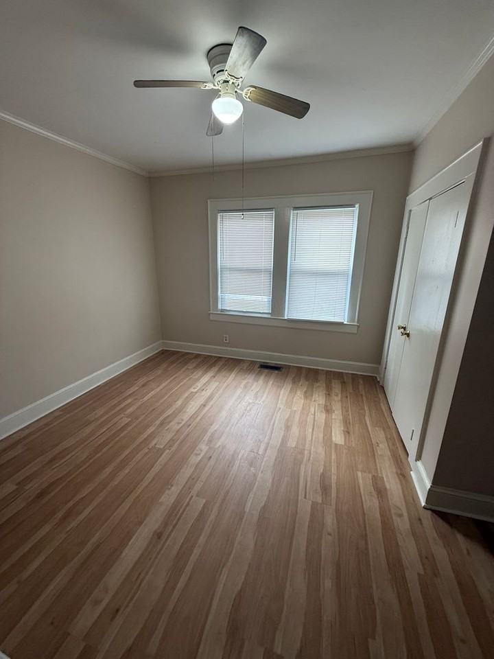 1314 Uwharrie St - Photo 7 of 7