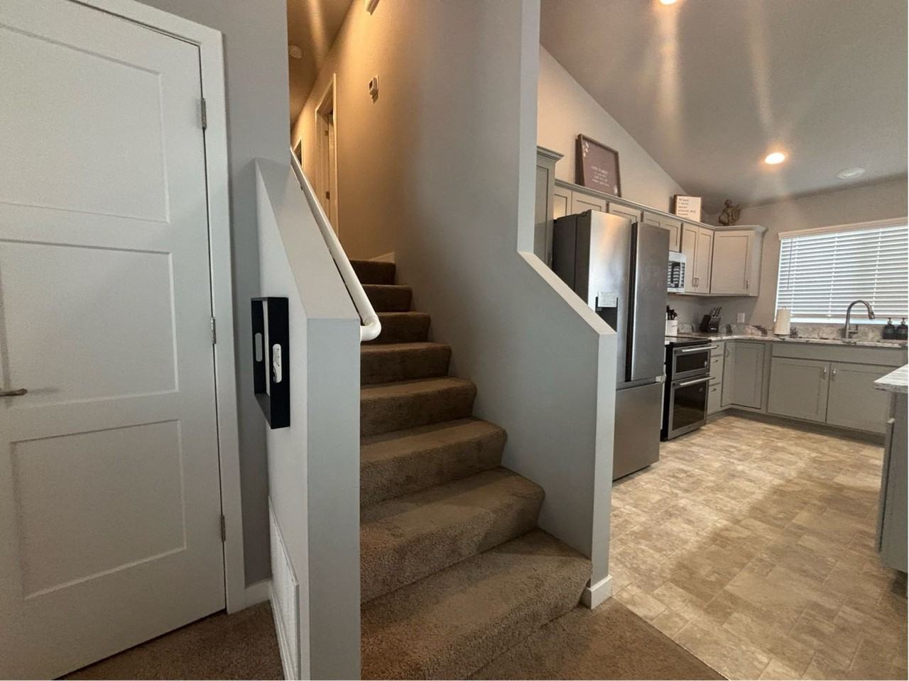 7840 N 147th Ave - Photo 3 of 24