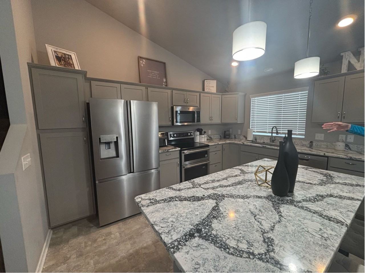 7840 N 147th Ave - Photo 6 of 24