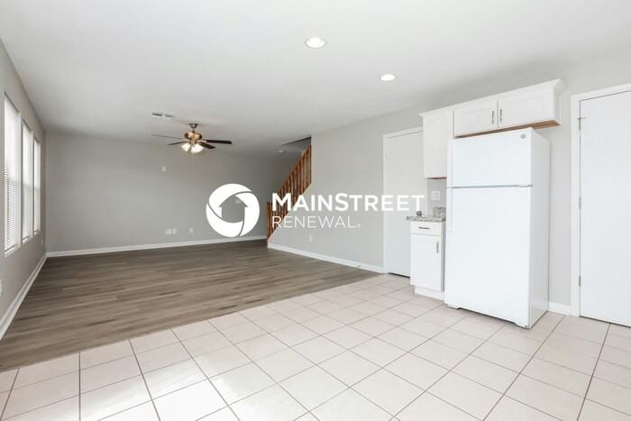 1566 S Danielson Way - Photo 4 of 17