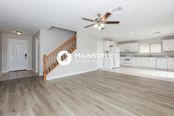 1566 S Danielson Way - Photo 6 of 17