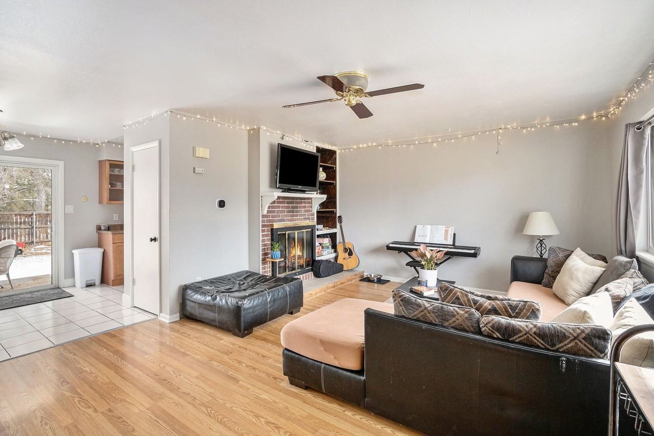 916 Ponderosa Dr - Photo 2 of 23