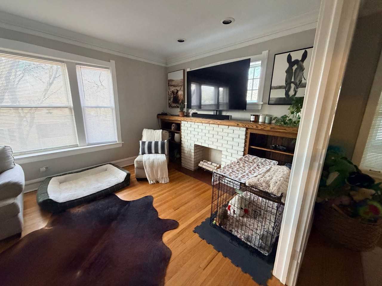 4255 Lockwood Apartments - Photo 5 of 13