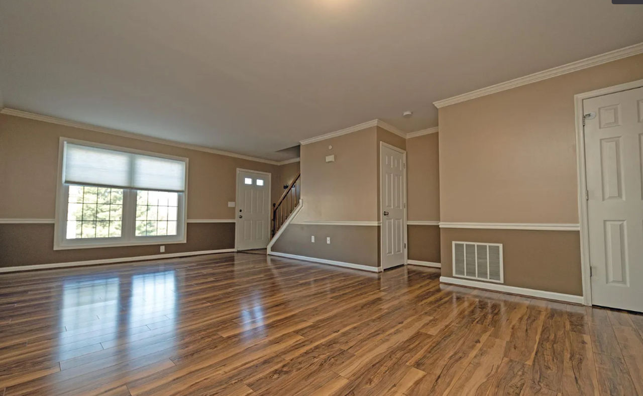 2165 Saint Clair Ct - Photo 4 of 24