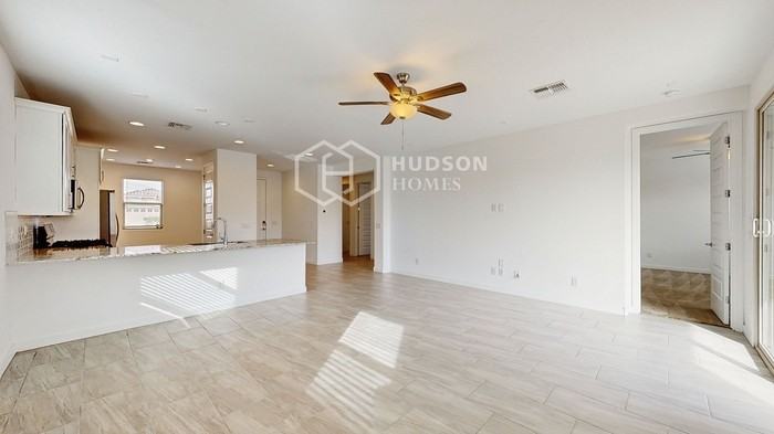 3843 S 63rd Dr - Photo 4 of 24