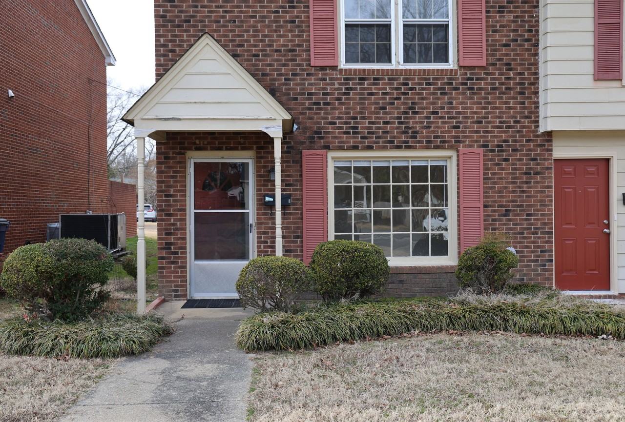 Southside Apartments - Photo 3 of 4