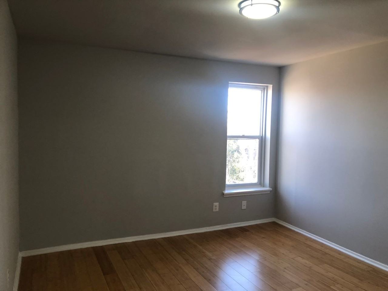 613 N Dukeland St - Photo 7 of 14